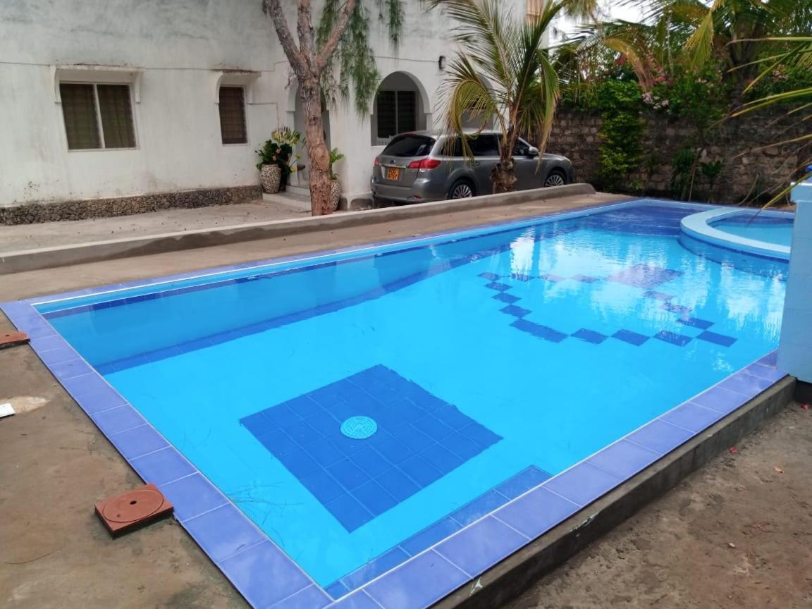 Nyumba Tulivu Lägenhet Watamu Exteriör bild