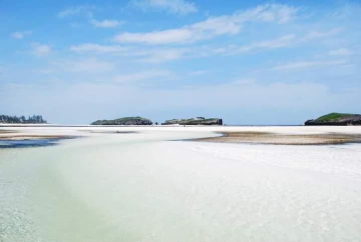 Nyumba Tulivu Lägenhet Watamu Exteriör bild