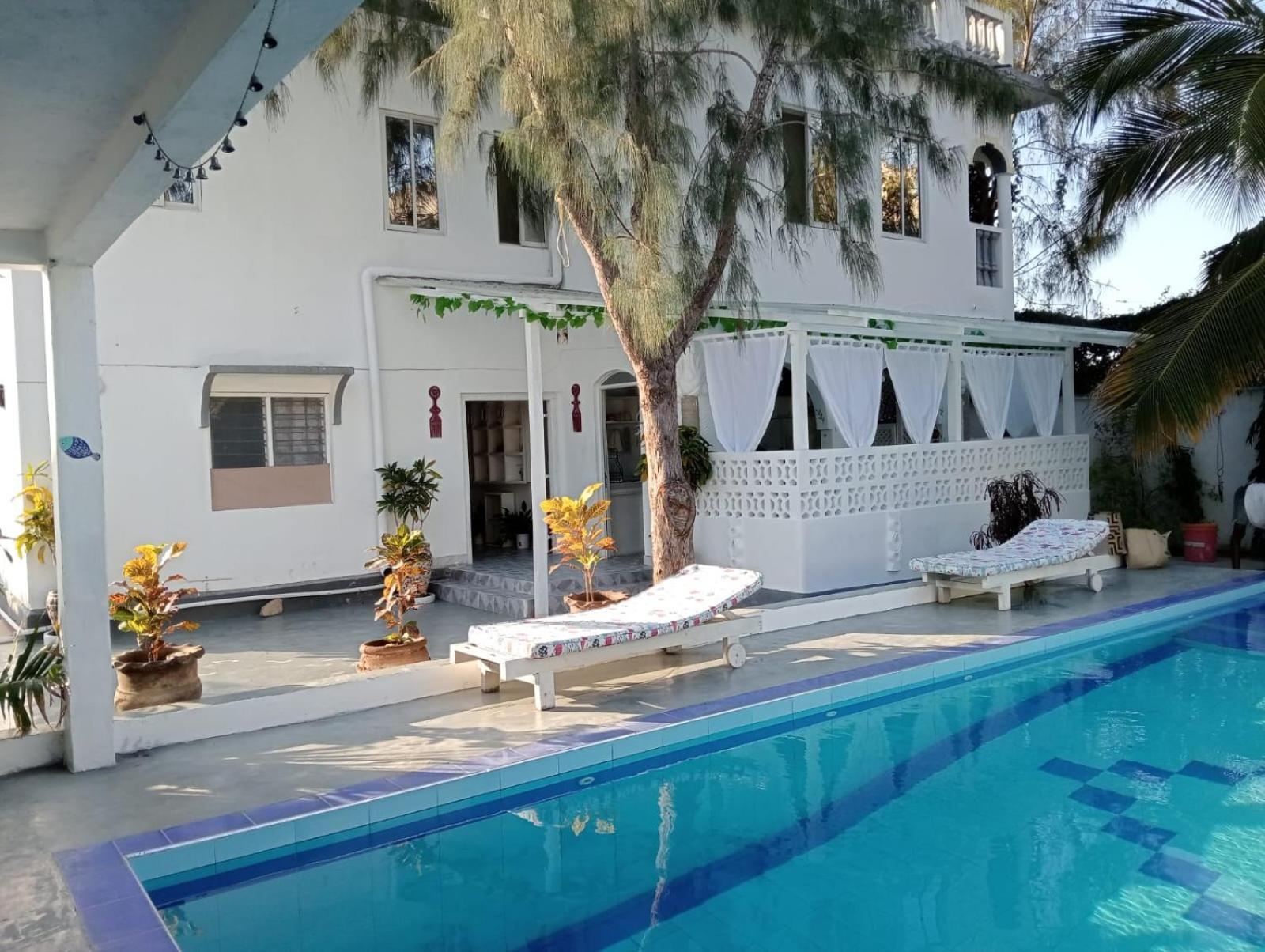 Nyumba Tulivu Lägenhet Watamu Exteriör bild