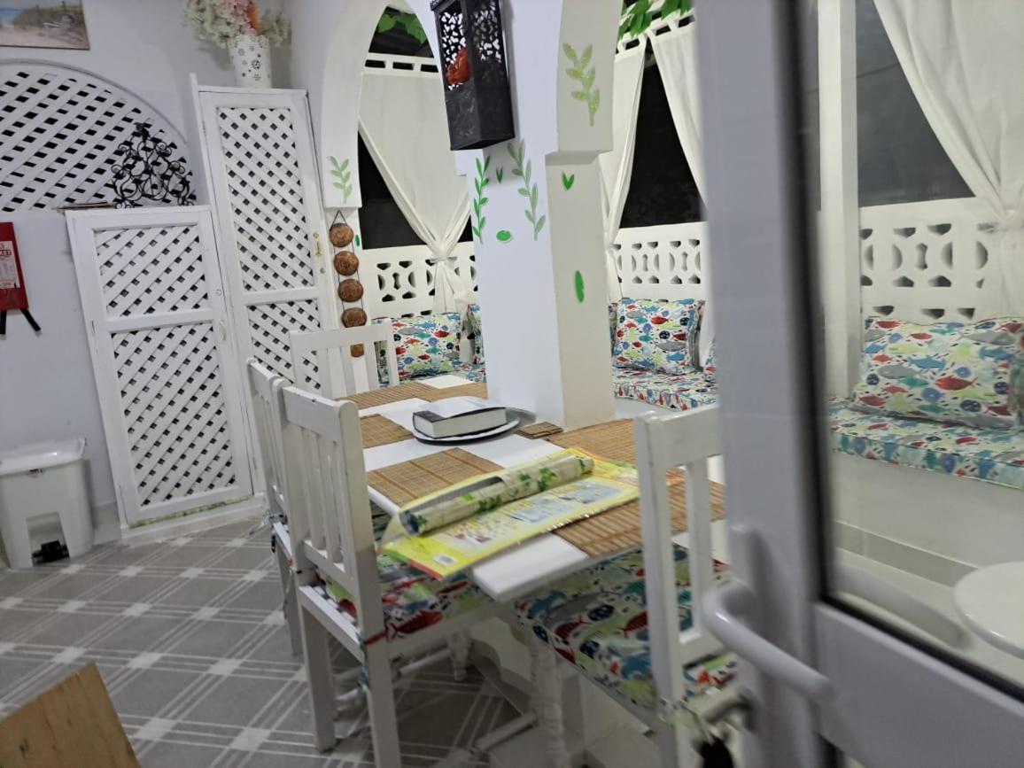 Nyumba Tulivu Lägenhet Watamu Exteriör bild