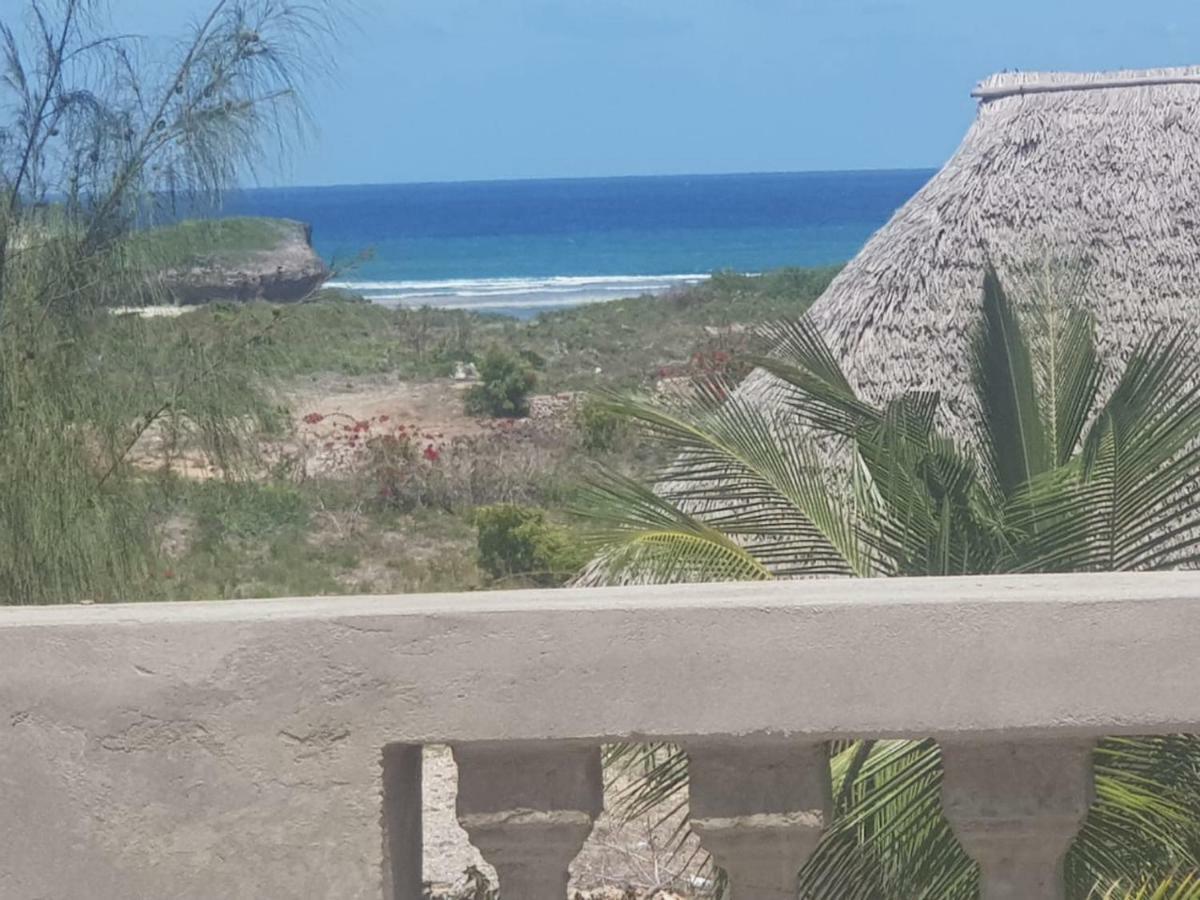 Nyumba Tulivu Lägenhet Watamu Exteriör bild